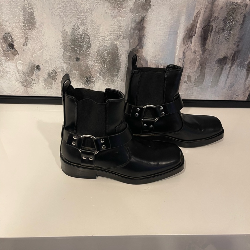 H&M Black Leather Harness Chelsea Boots - Women Size 7